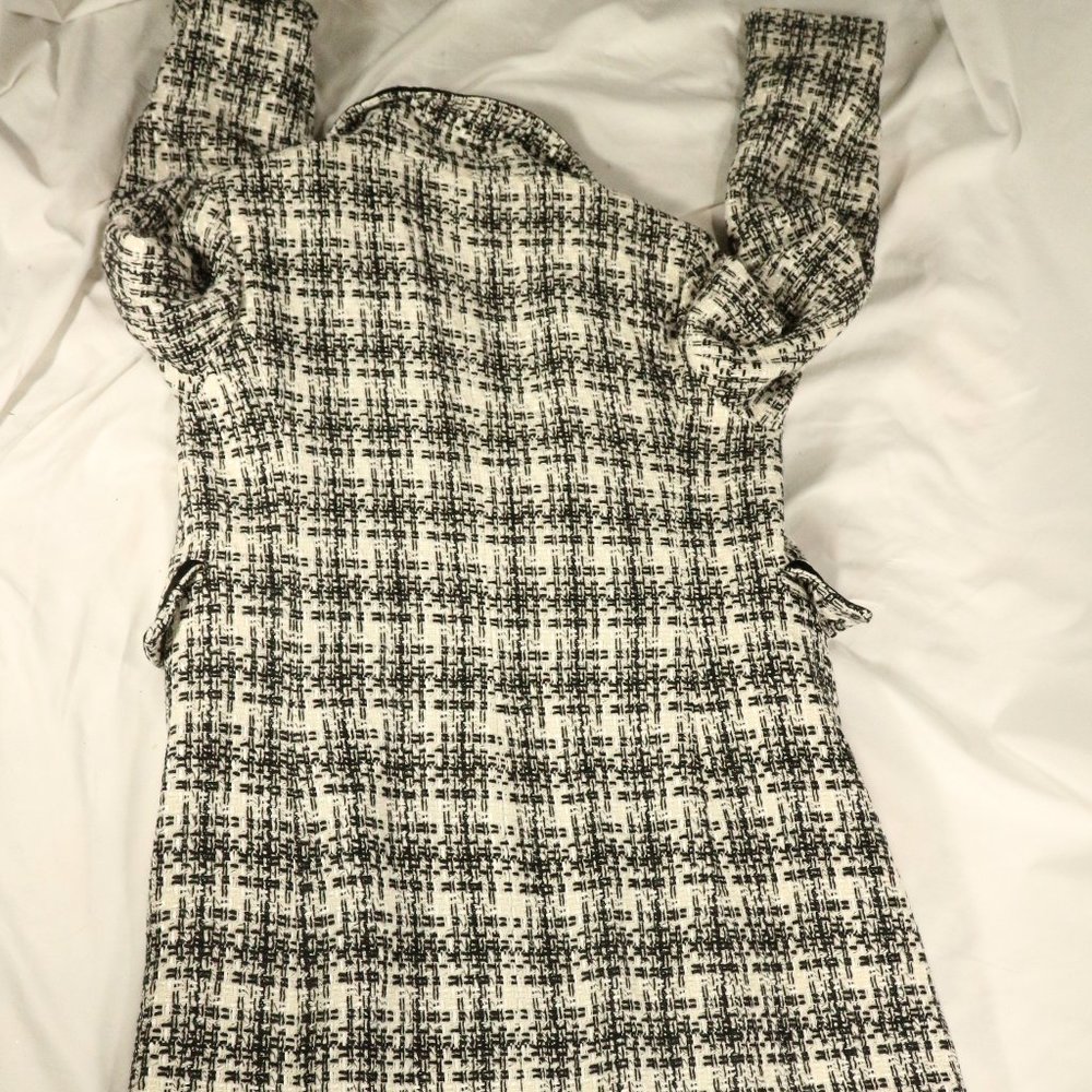 NINE WEST Black/White Patterned Long Coat Sz 12 US - Picture 14 of 16